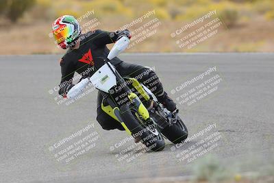 media/Nov-04-2023-2WTD (Sat) [[147bbb9217]]/B Group/1220pm (Outside Turn 2)/